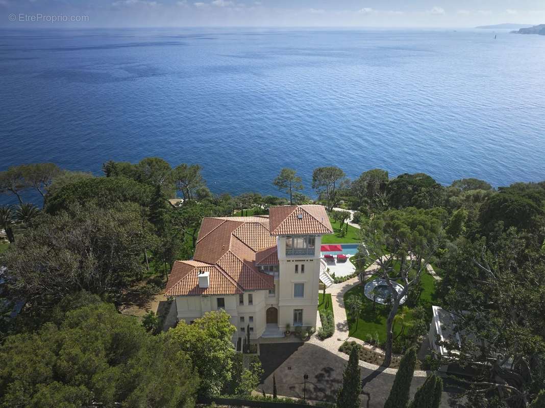 Maison à ROQUEBRUNE-CAP-MARTIN