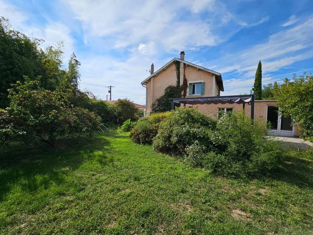 Maison à ROUSSILLON