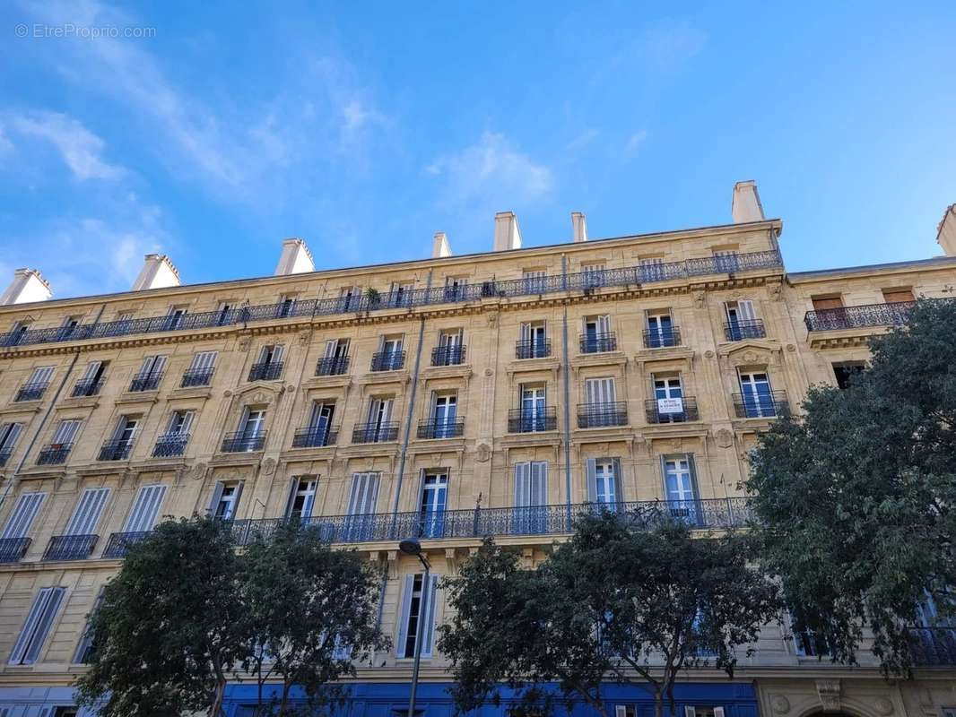 Appartement à MARSEILLE-2E