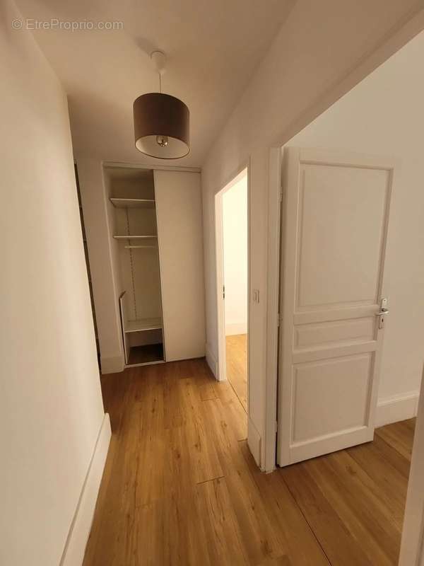 Appartement à MARSEILLE-2E