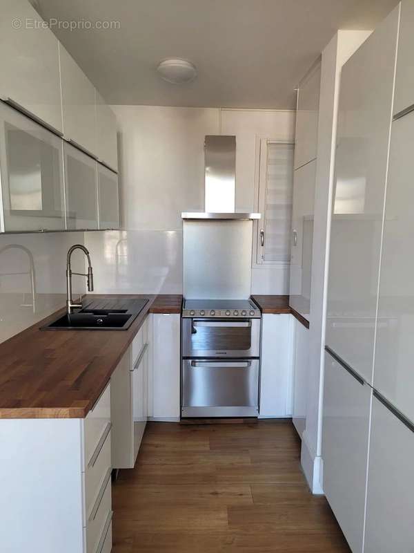 Appartement à MARSEILLE-2E