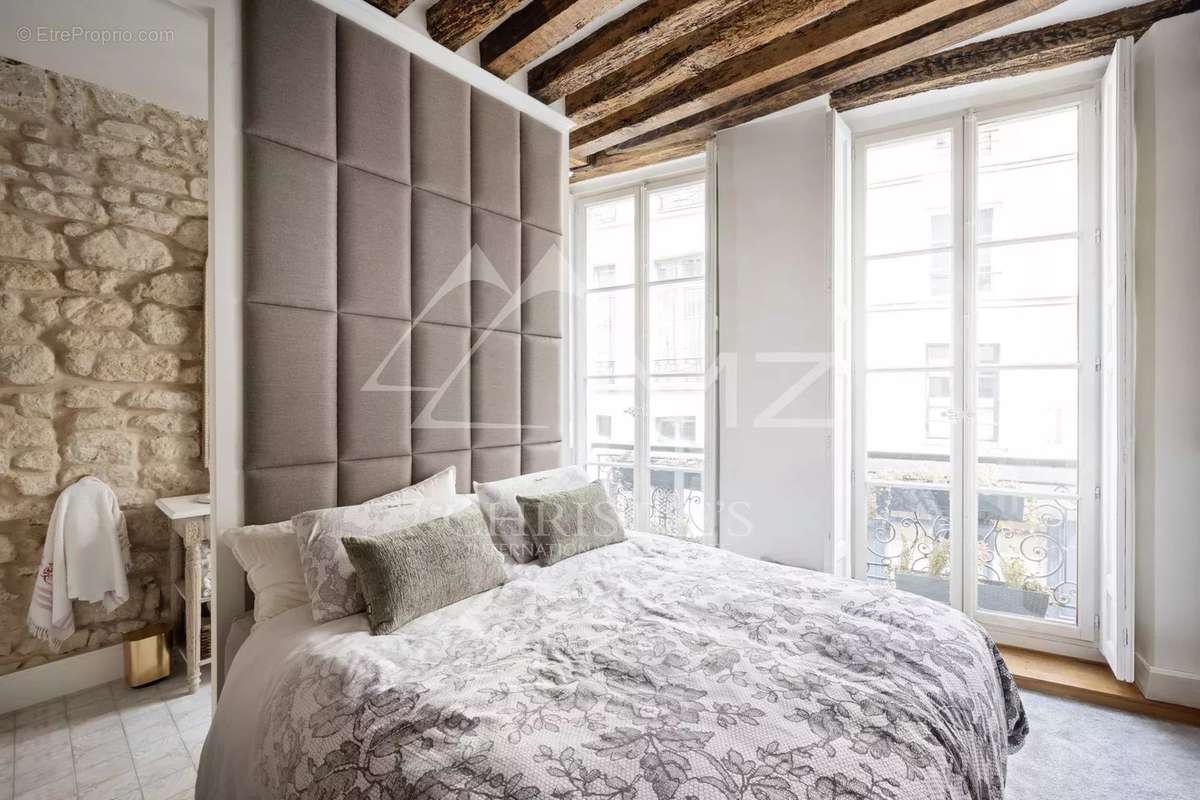 Appartement à PARIS-6E