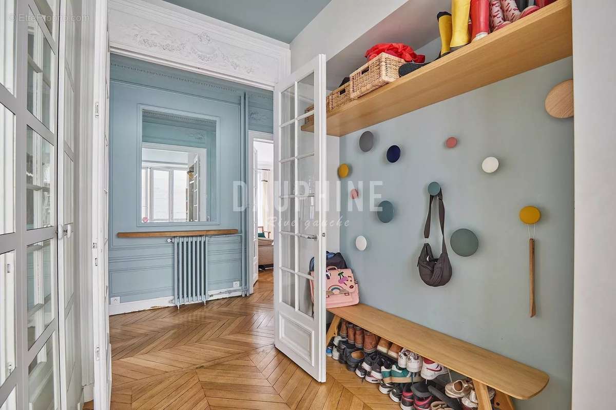 Appartement à PARIS-7E