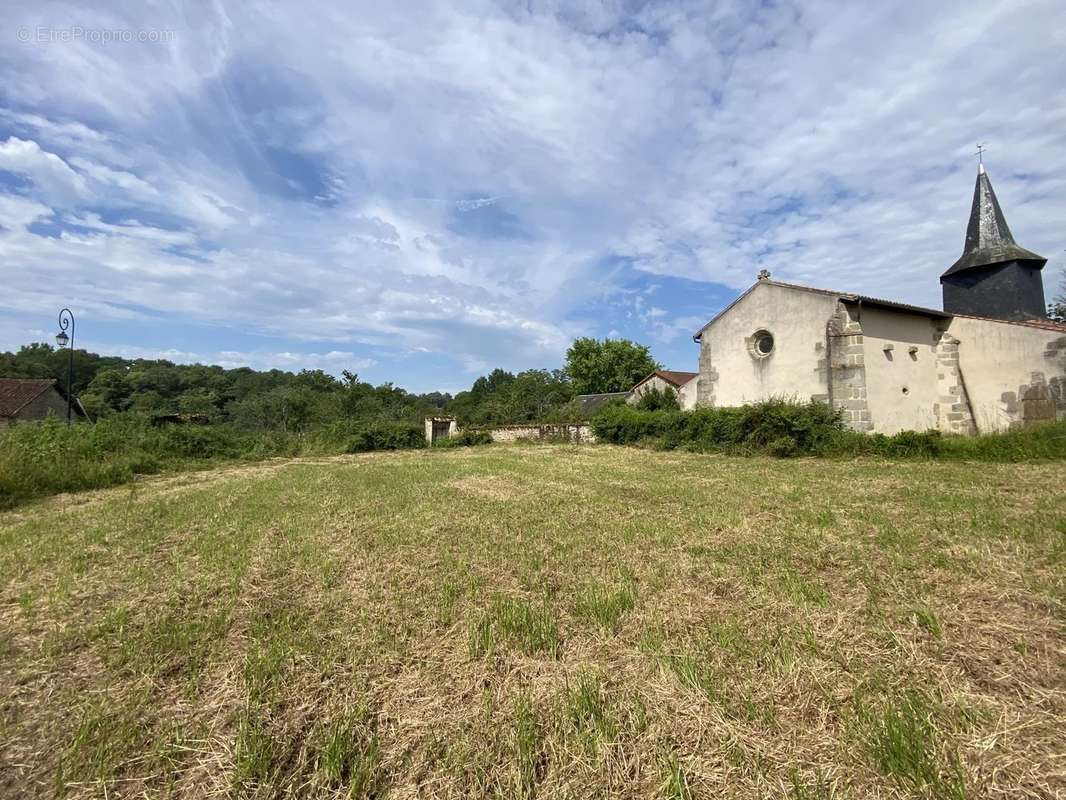 Maison à SAINT-SORNIN-LA-MARCHE