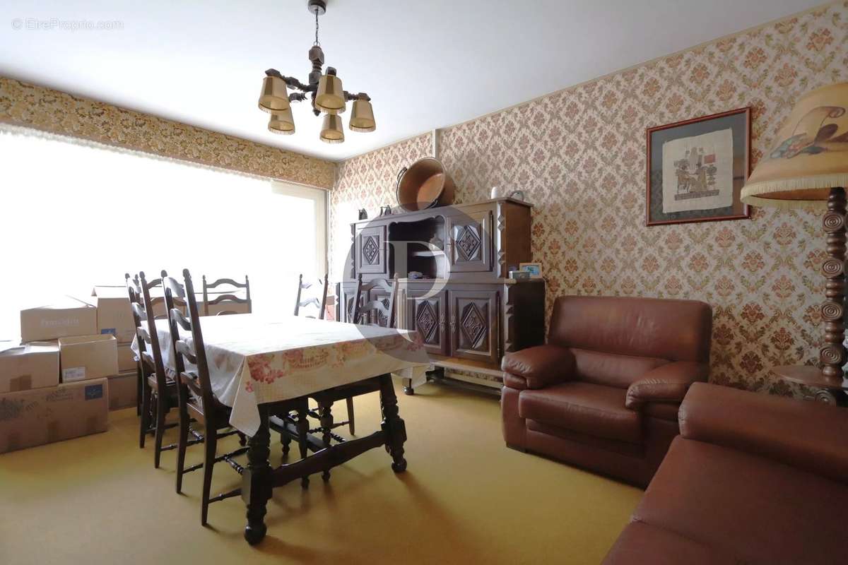 Appartement à LE PLESSIS-ROBINSON