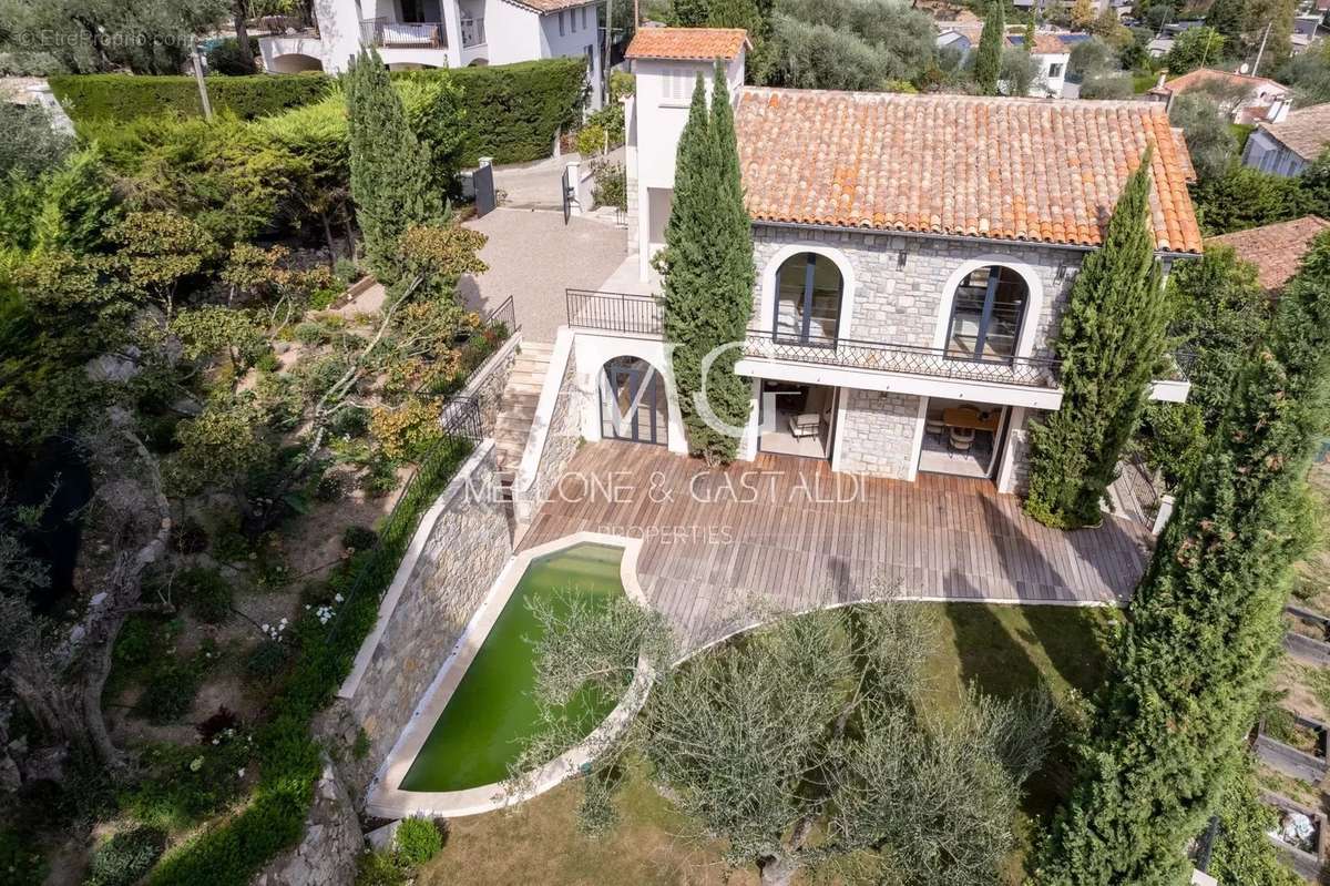 Maison à MOUGINS