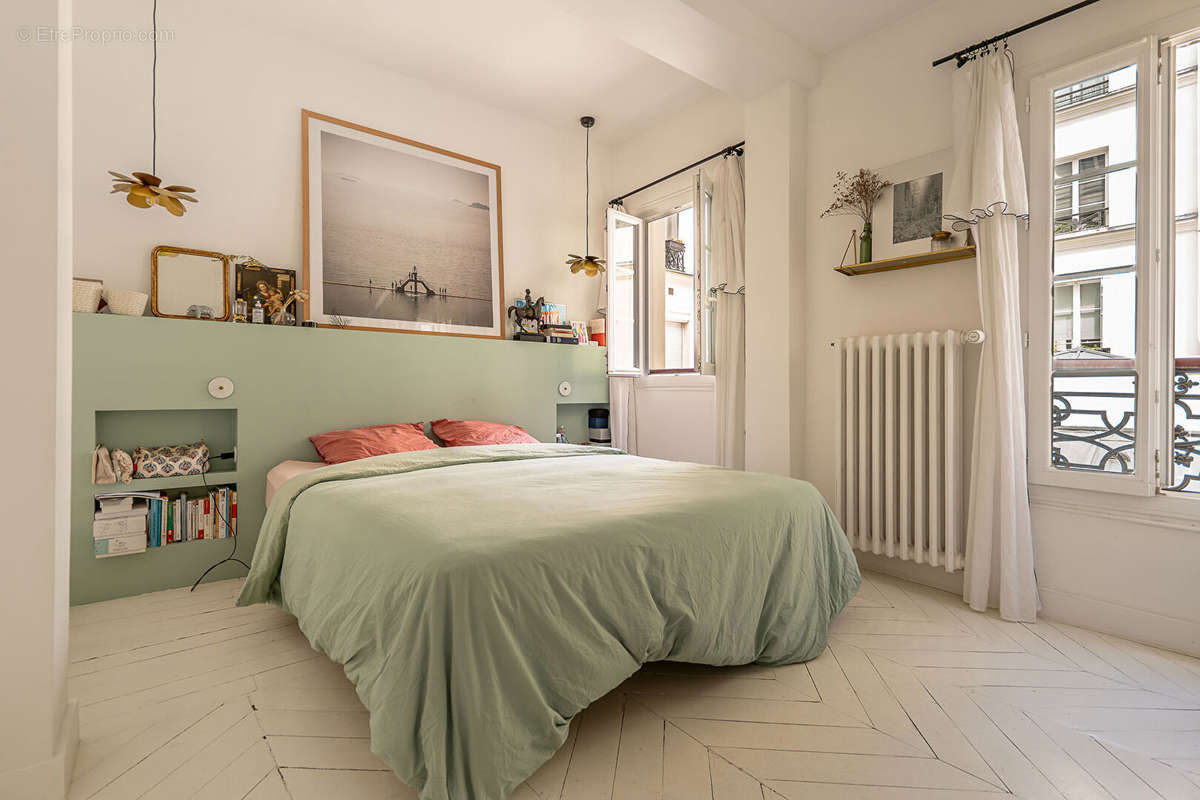 Appartement à PARIS-17E