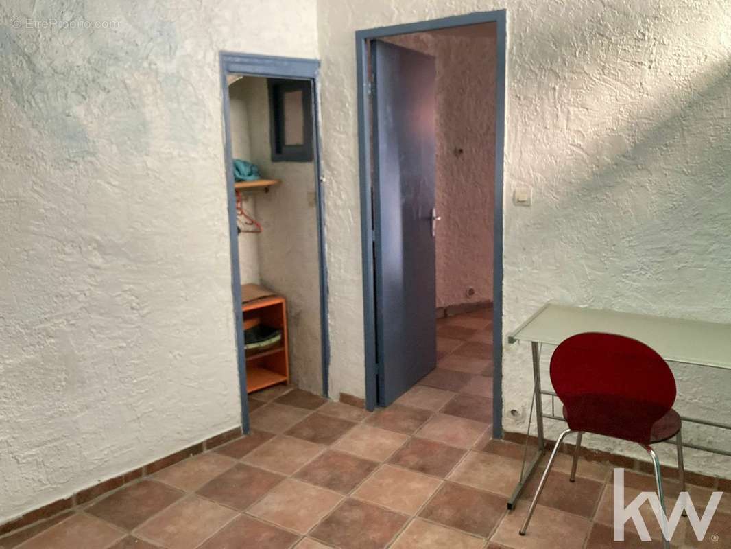 Appartement à MARSEILLE-6E