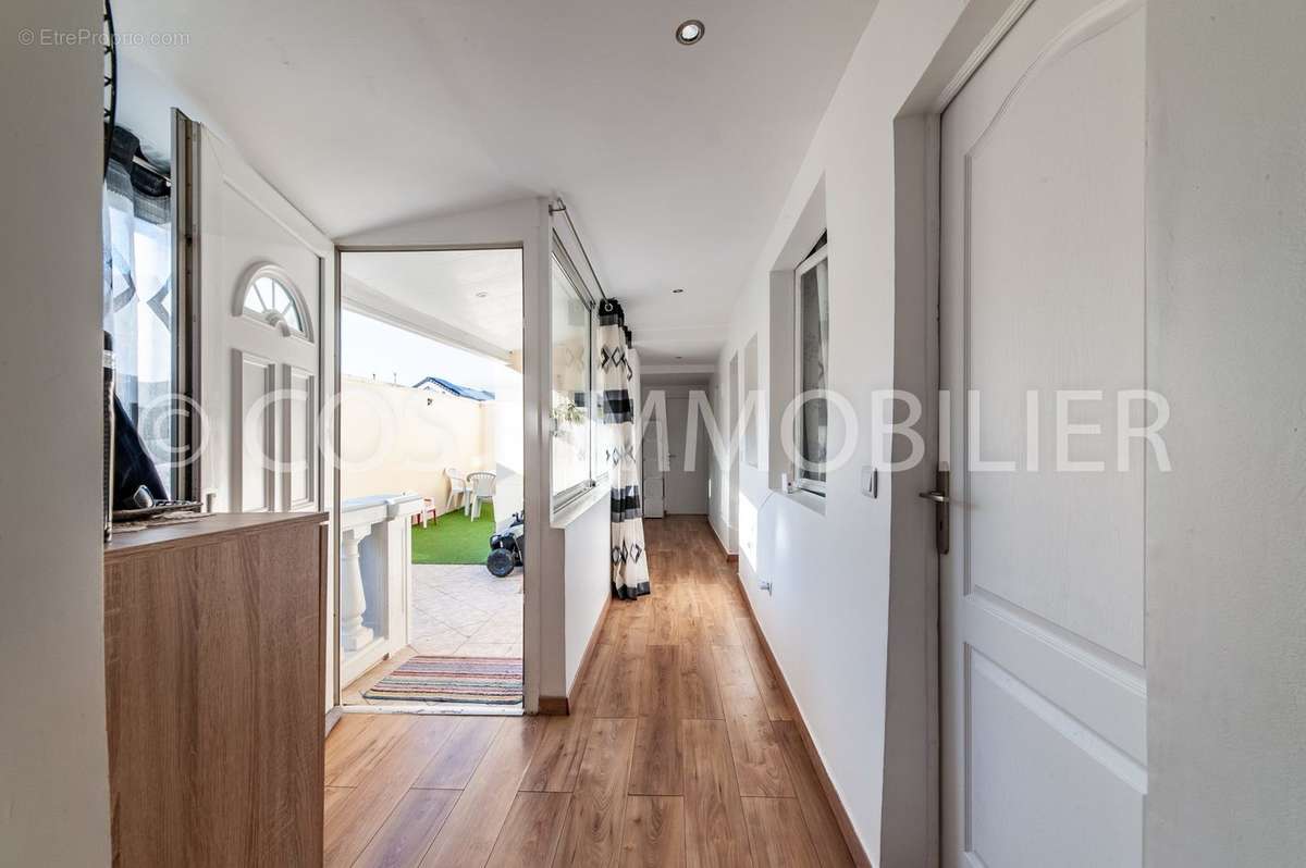 Appartement à COLOMBES