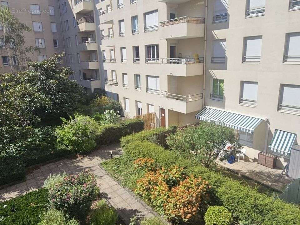 Appartement à LYON-3E