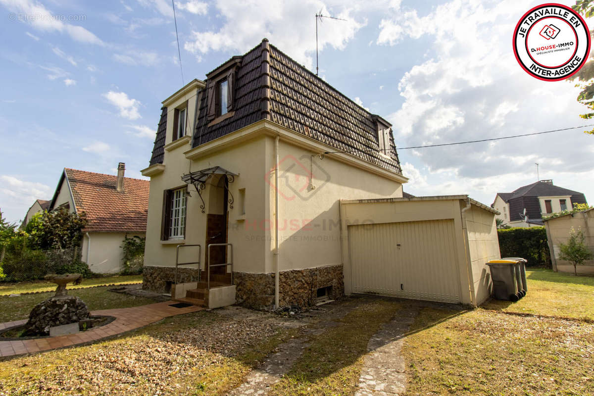 Maison à AUBERGENVILLE