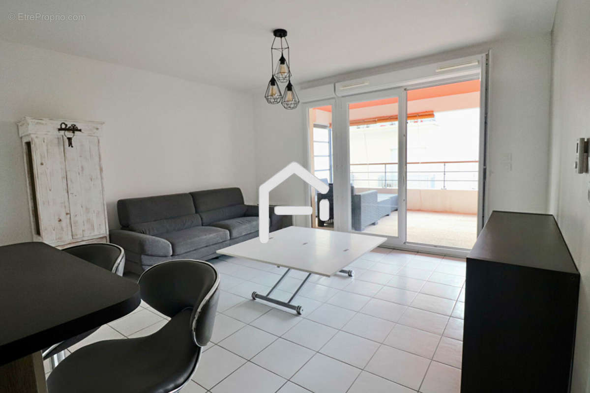 Appartement à MARSEILLE-10E