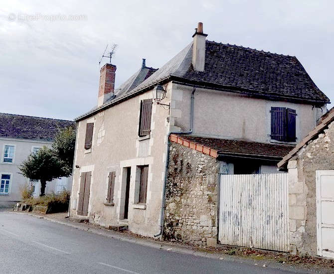 Maison à ANTOGNY-LE-TILLAC