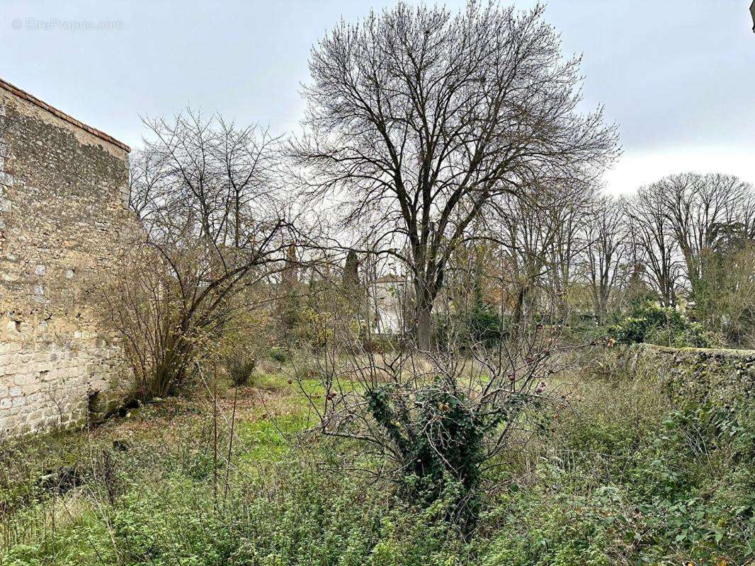 Terrain à POITIERS