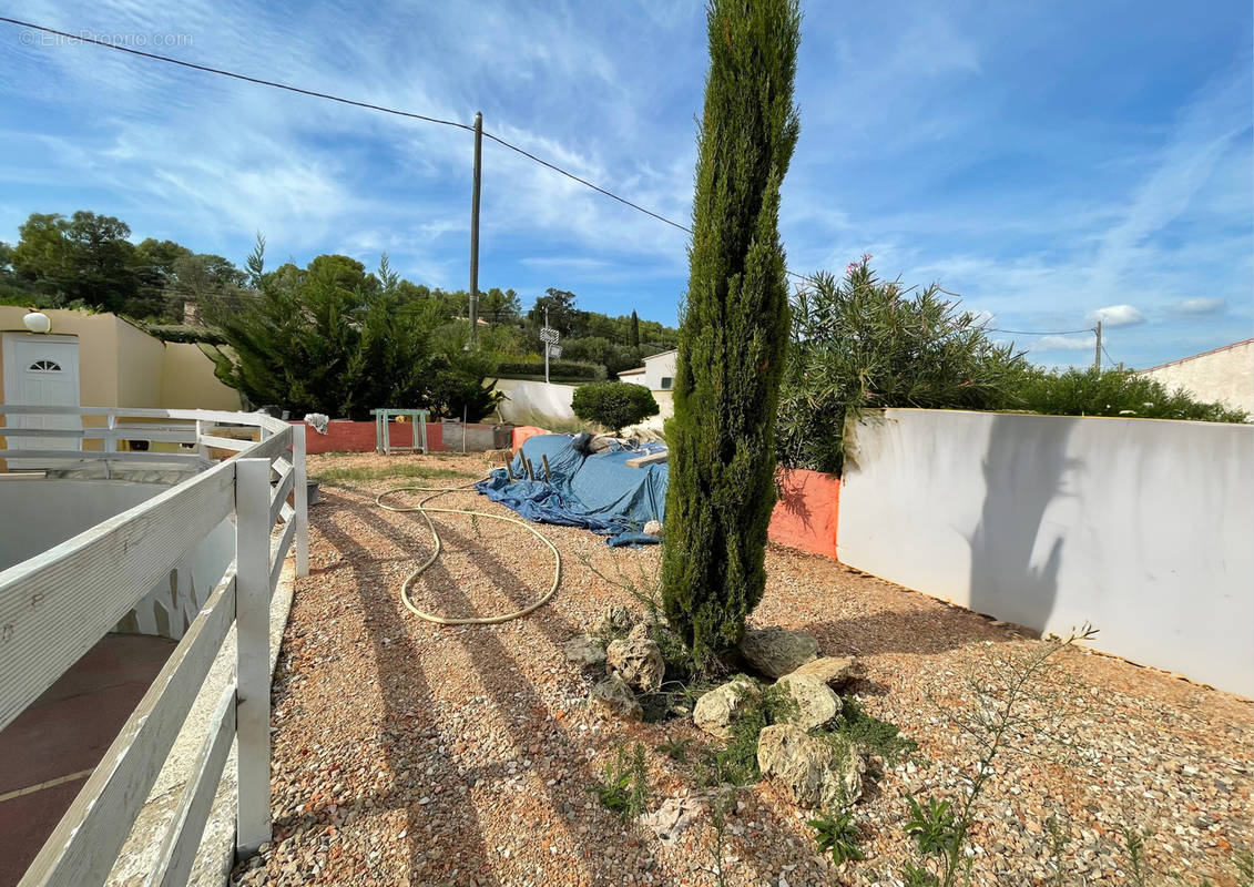 Appartement à LA CRAU