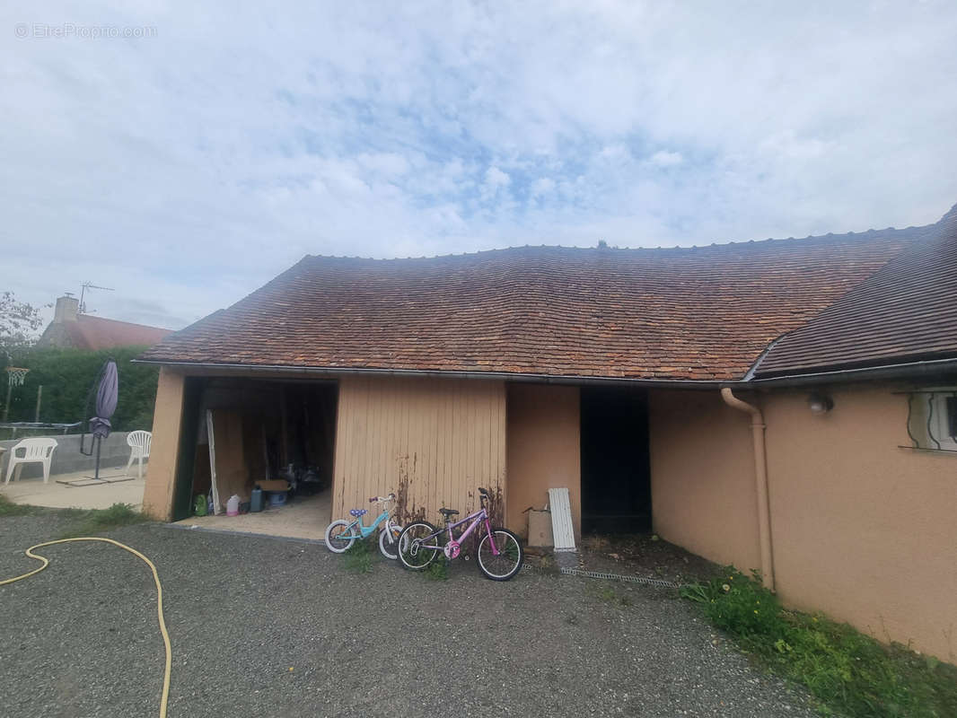 Maison à FRESNAY-SUR-SARTHE