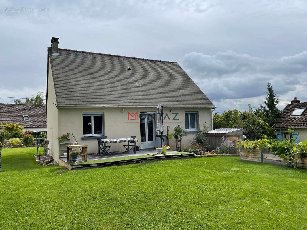 Maison à JOUY-SUR-MORIN