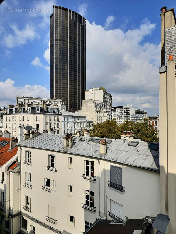 Appartement à PARIS-14E