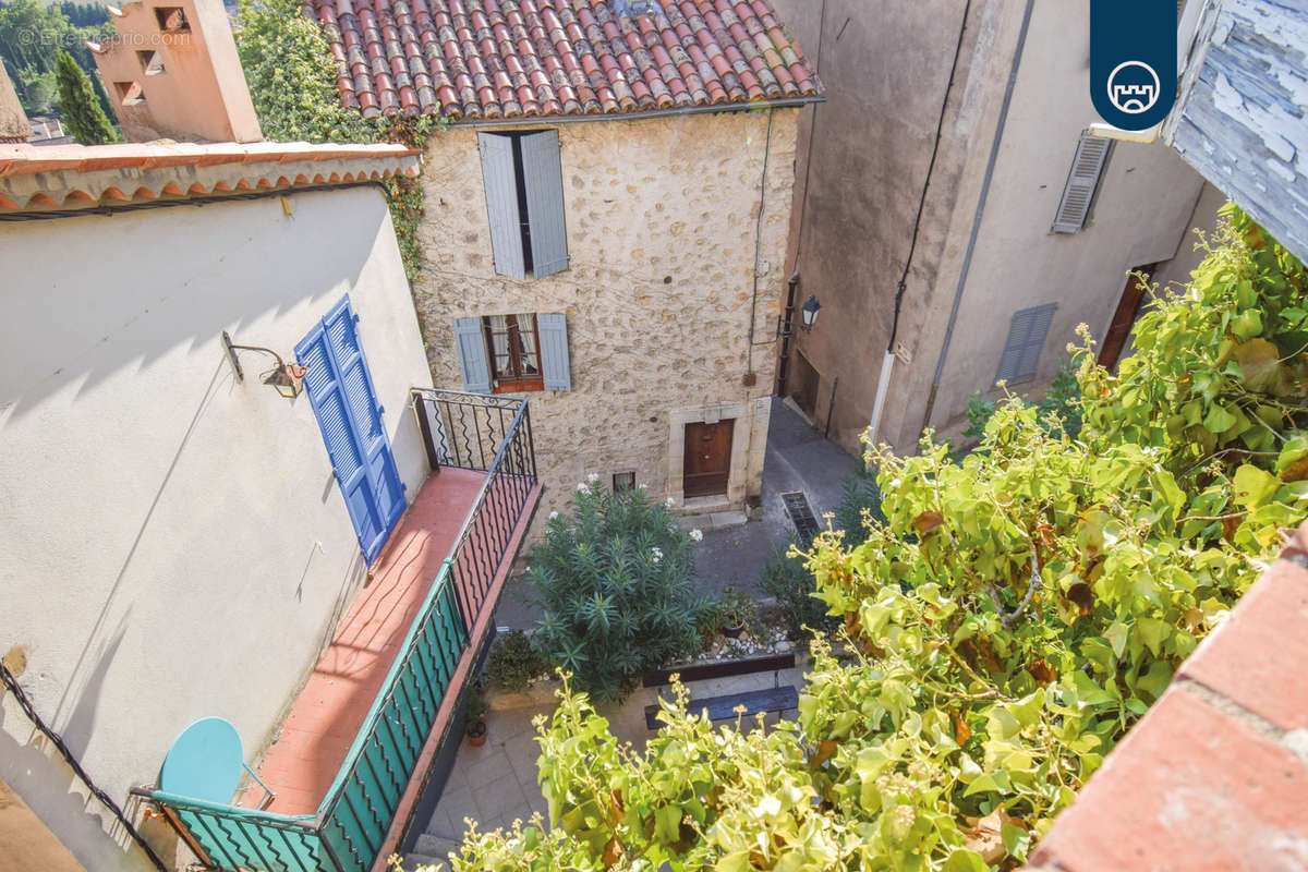 Appartement à FAYENCE