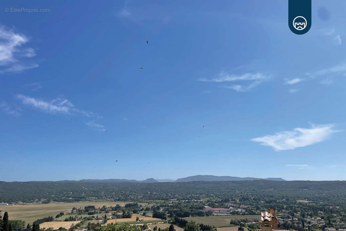 Appartement à FAYENCE