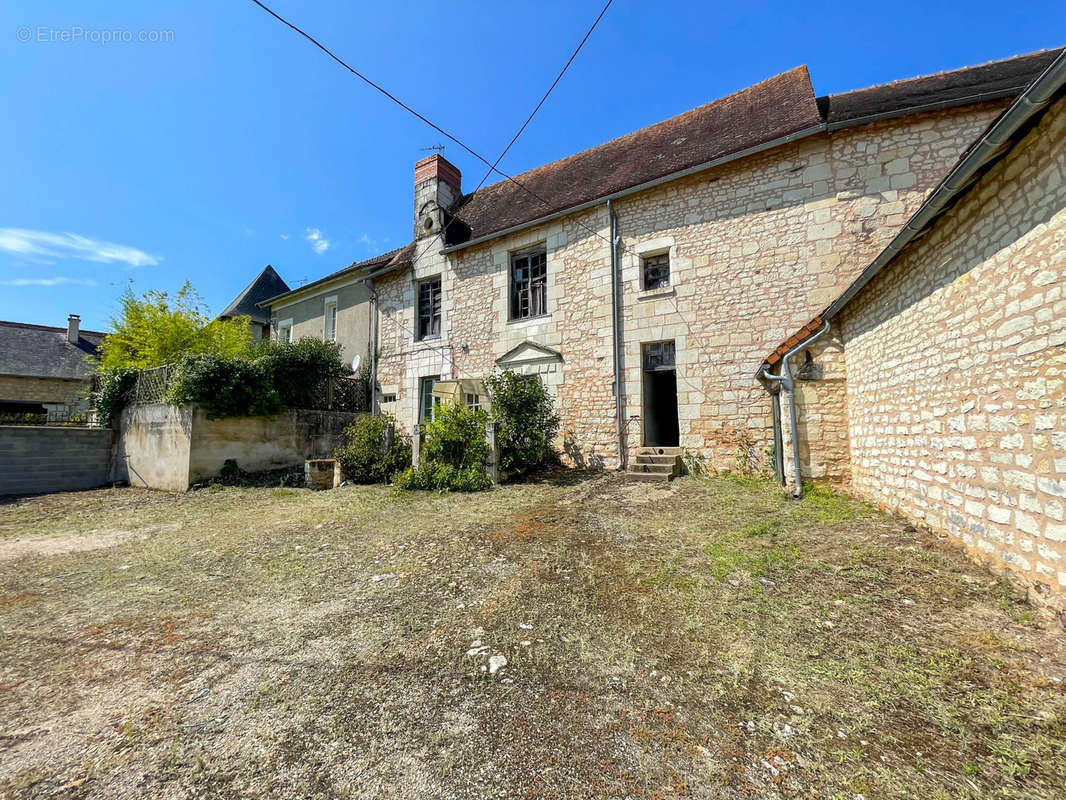 Maison à CHATELLERAULT