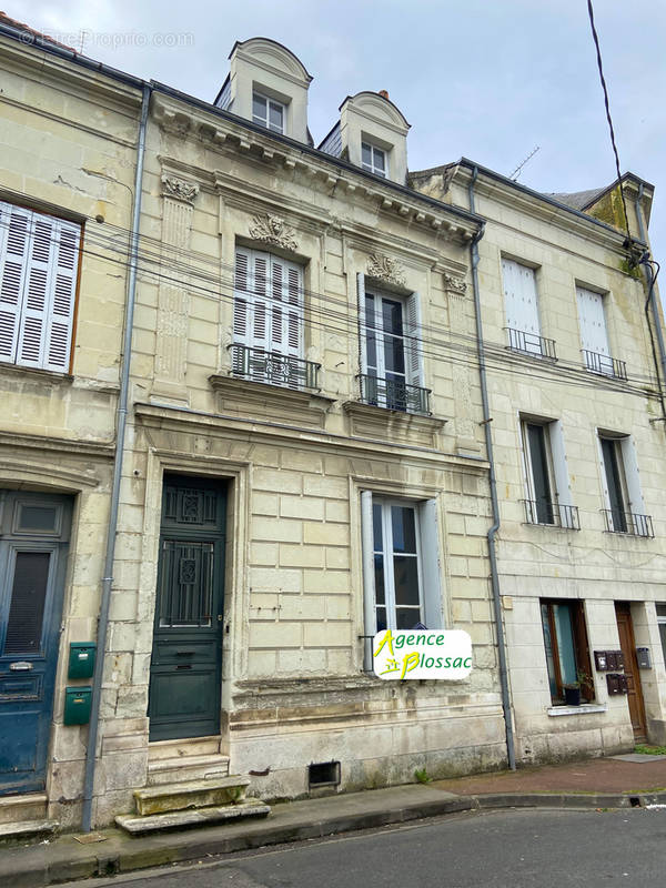 Maison à CHATELLERAULT