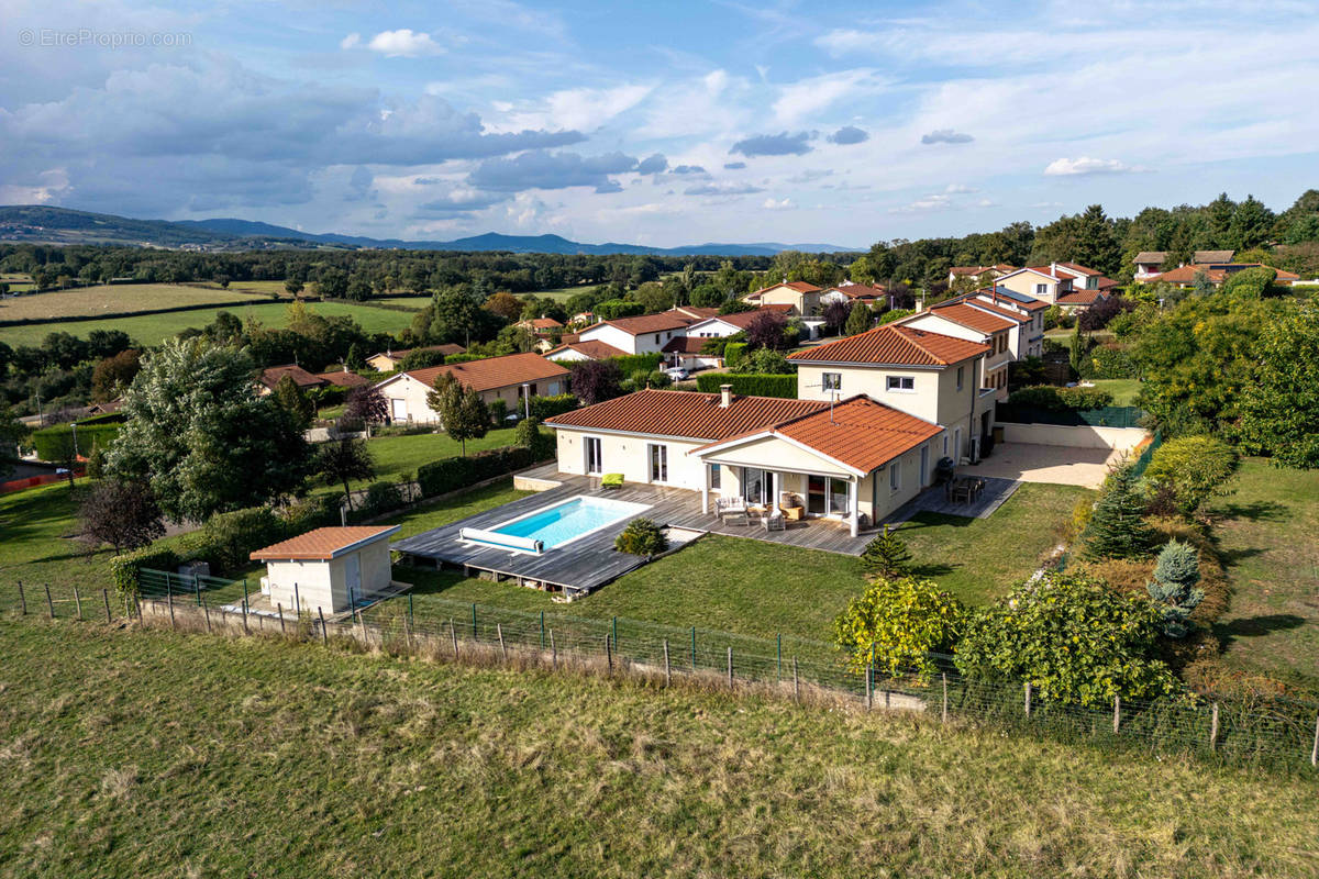 Maison à VILLEFRANCHE-SUR-SAONE