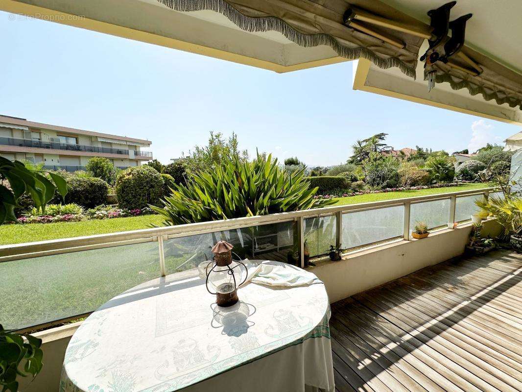 Appartement à CANNES