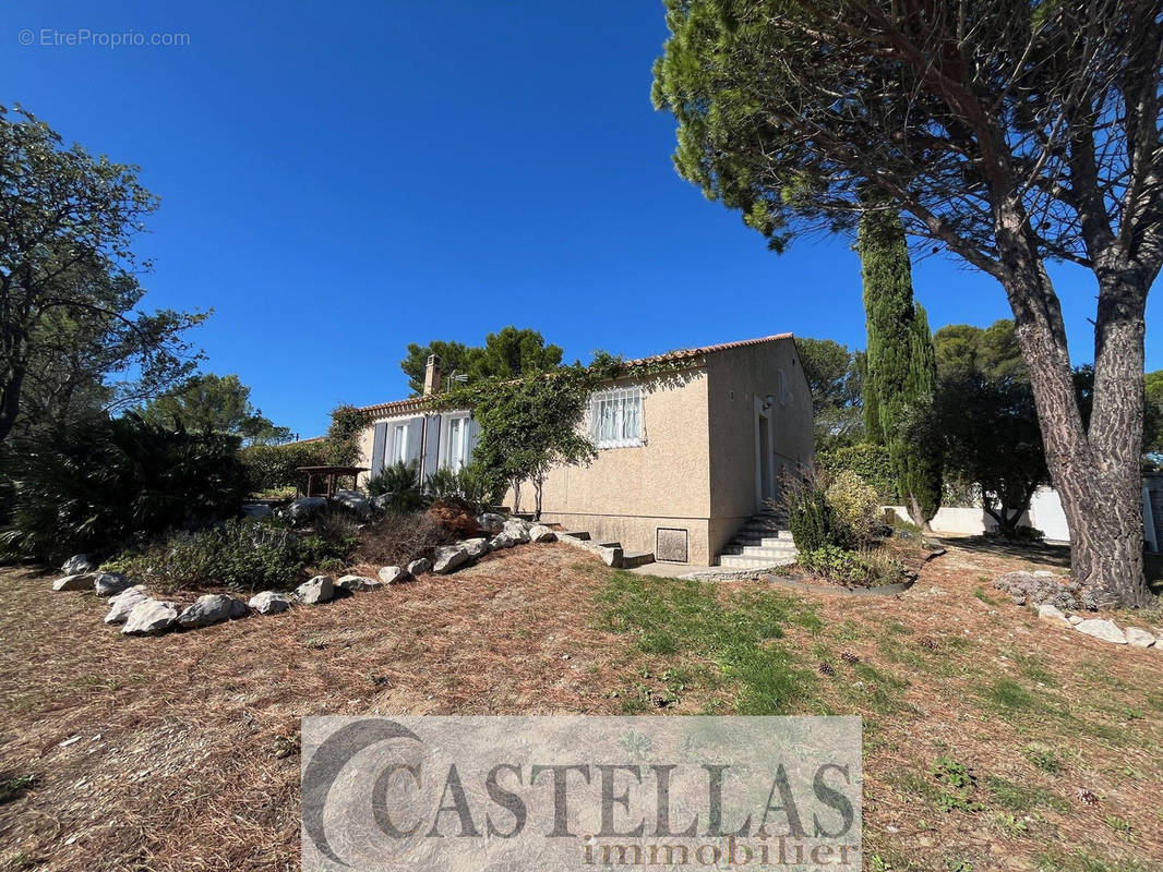 Maison à CARNOUX-EN-PROVENCE