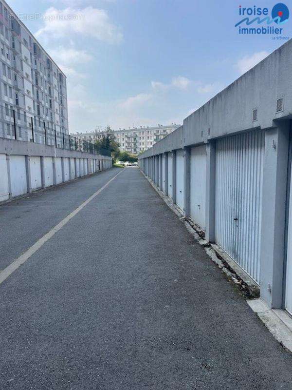 Parking à BREST