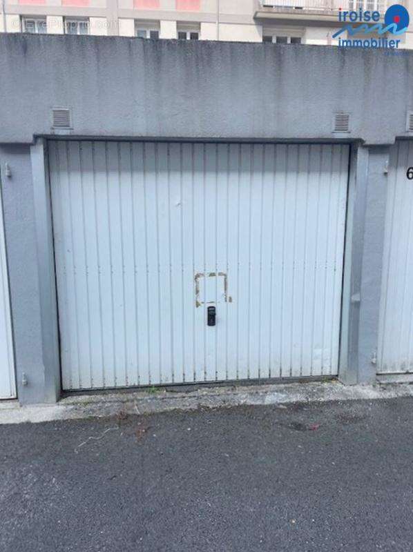 Parking à BREST