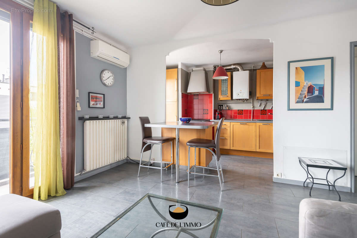 Appartement à MARSEILLE-12E