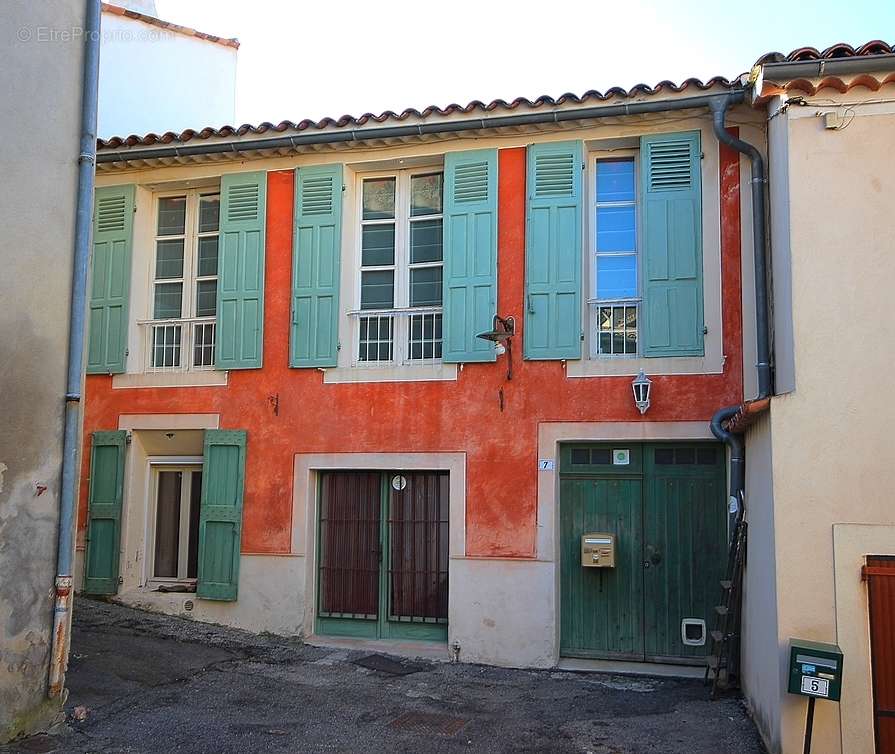 Maison à ESPARRON