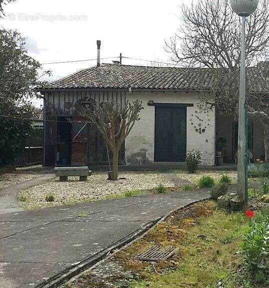 Maison à SAINT-LOUBES