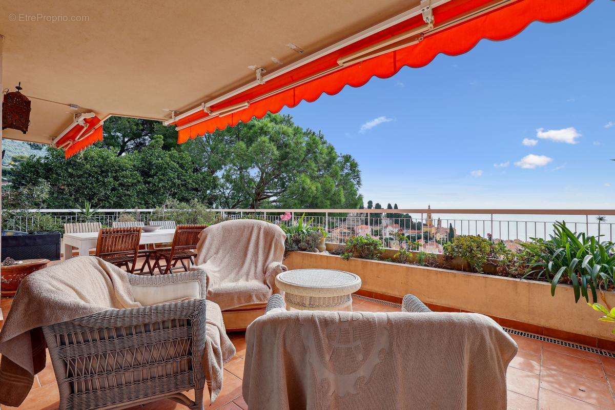 Appartement à MENTON