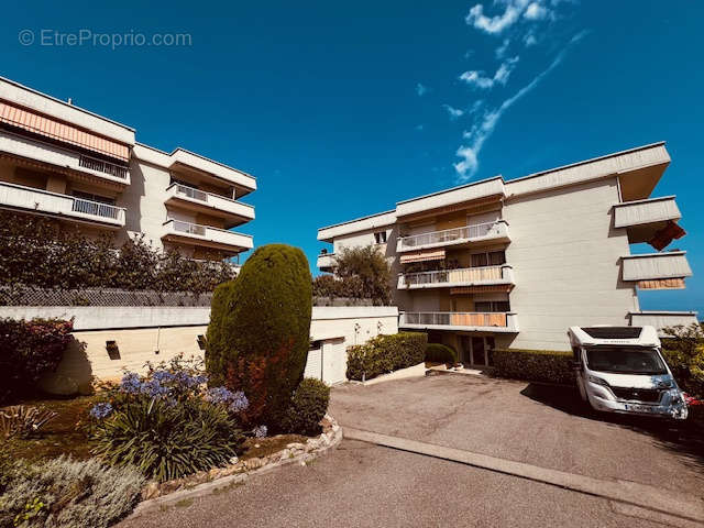 Appartement à ROQUEBRUNE-CAP-MARTIN