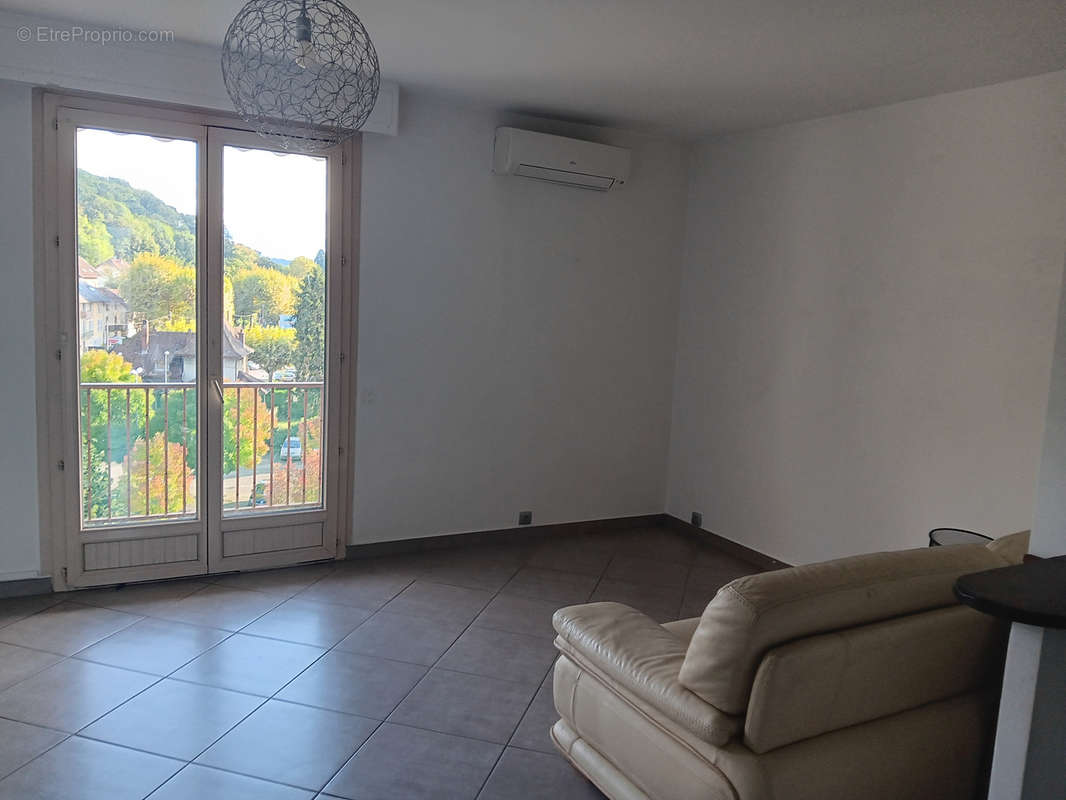 Appartement à AIX-LES-BAINS