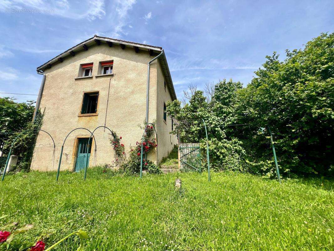 Maison à SOURCIEUX-LES-MINES