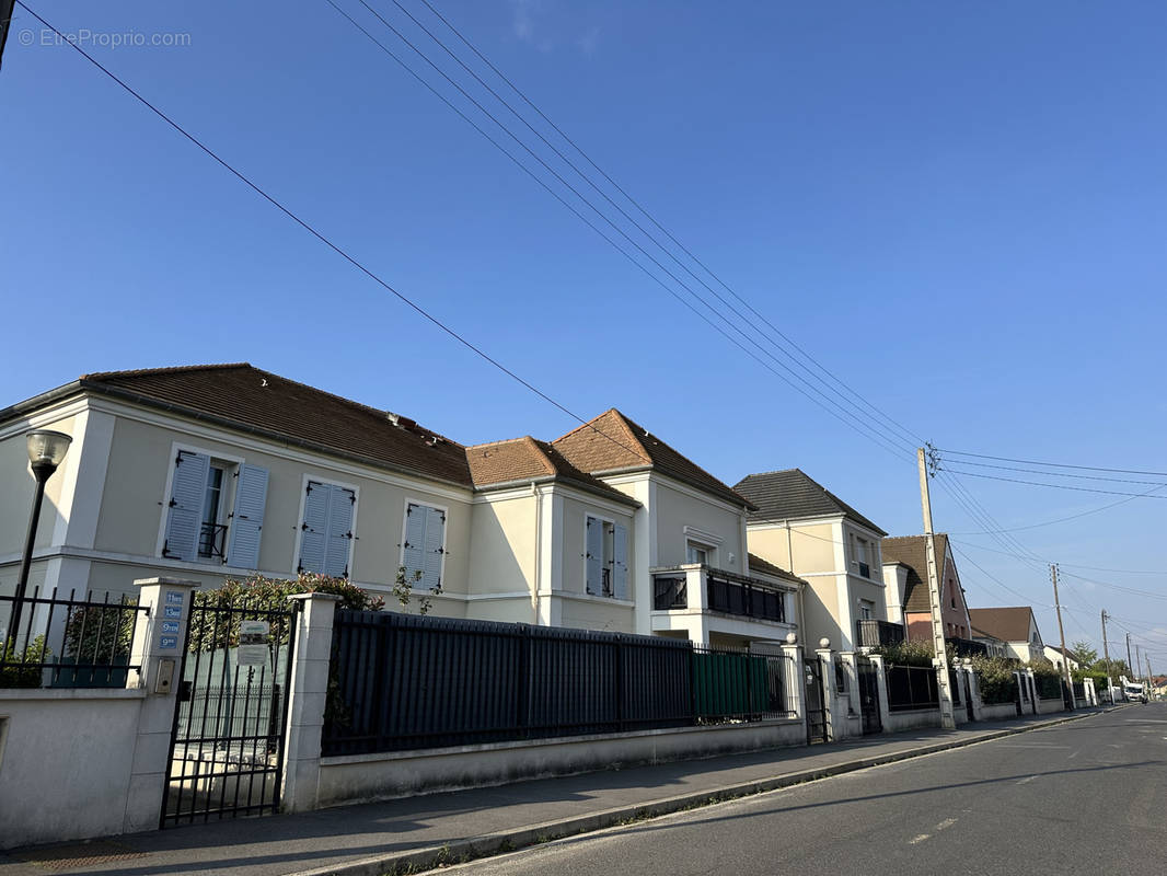 Appartement à VAIRES-SUR-MARNE