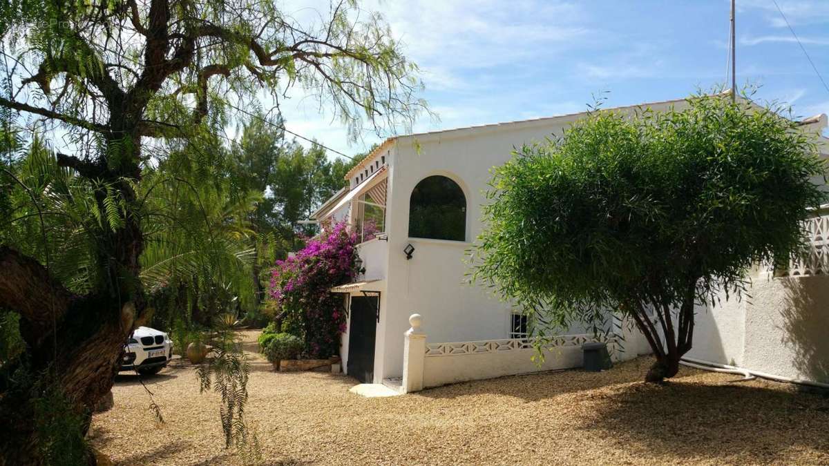 Maison à SAINT-NICOLAS-DES-BIEFS