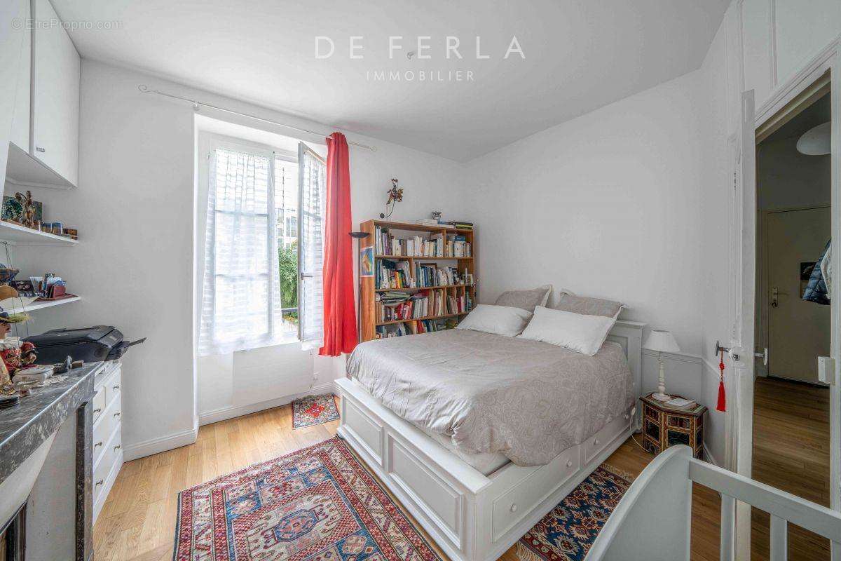 Appartement à PARIS-15E