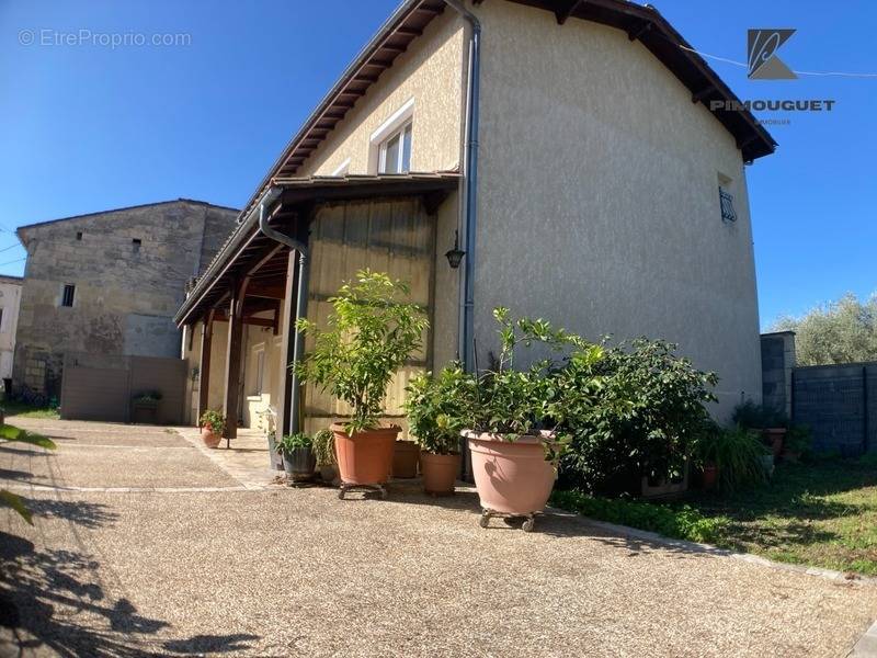 Maison à SAINTE-TERRE