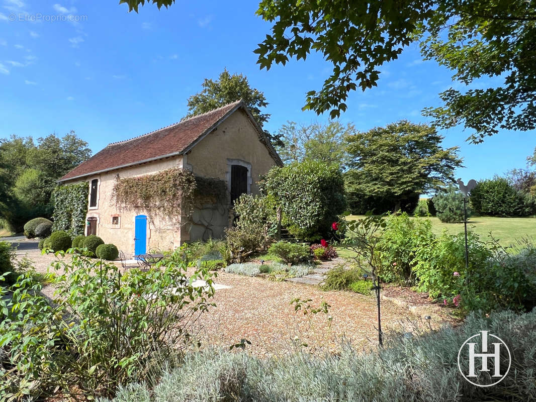 Maison à LETELON