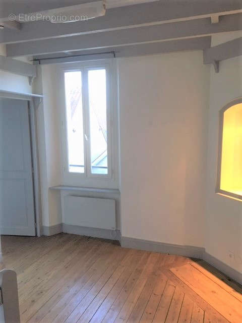 Appartement à HOUDAN