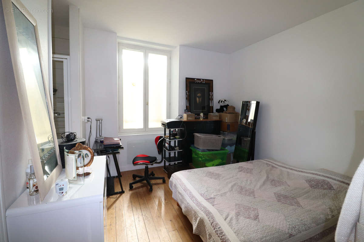 Appartement à HOUDAN