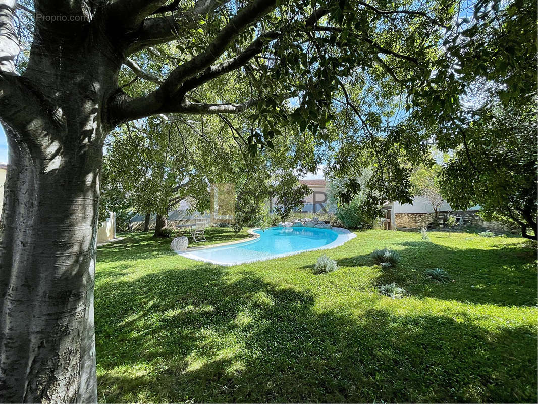 Maison à VILLENEUVE-LES-AVIGNON