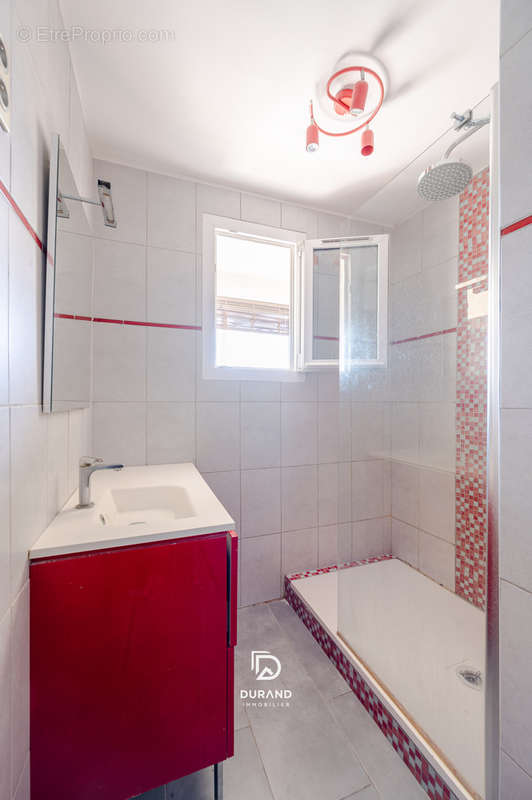 Appartement à MARSEILLE-15E