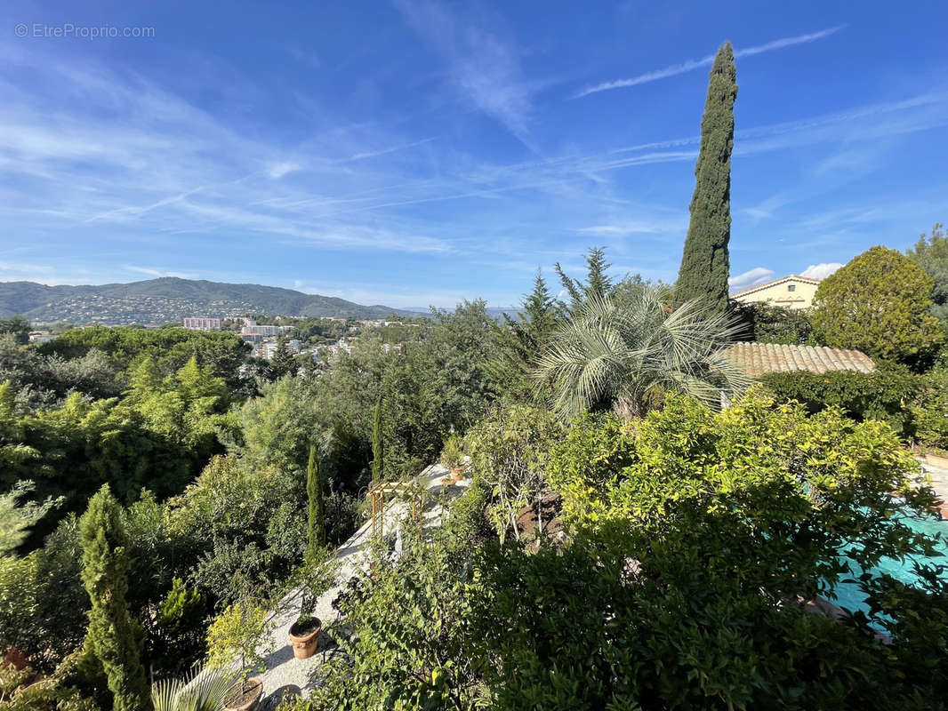 Maison à CANNES