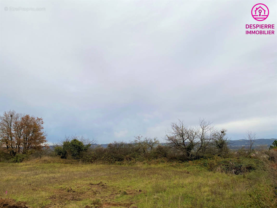 Terrain à BOUGE-CHAMBALUD