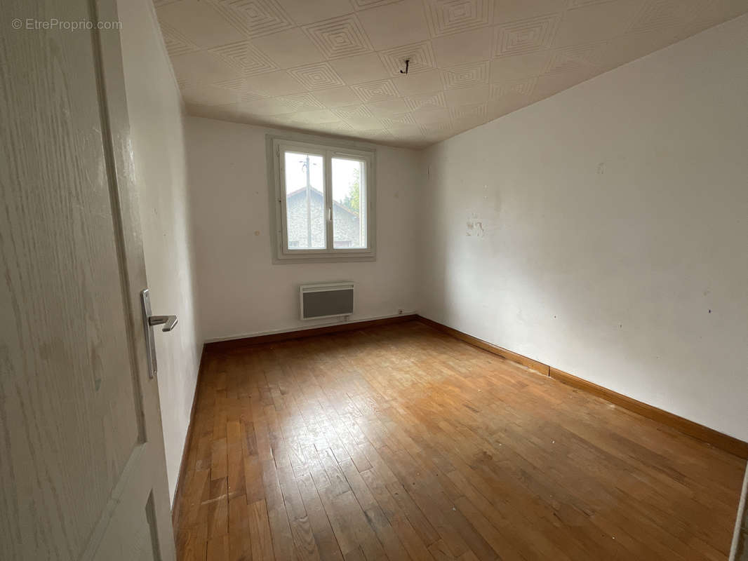 Appartement à LA VERPILLIERE